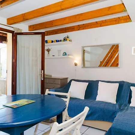 3 Pieces Avec Piscine, Terrasse Et Parking Prive - 4 Personnes, Animaux Acceptes - Fr-1-409-20 Villa Gruissan